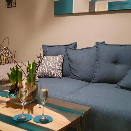 Hillig Apartment